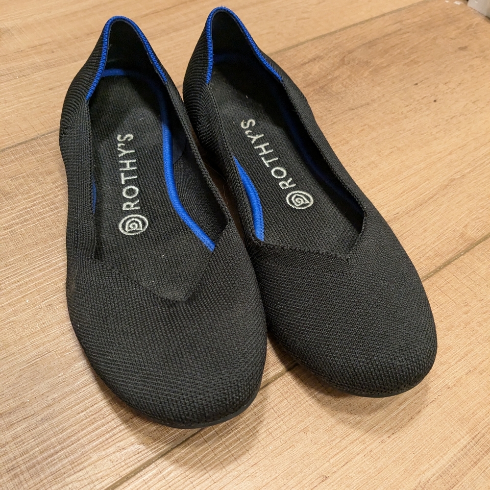 Rothy's black round toe ballet flats size 8.5